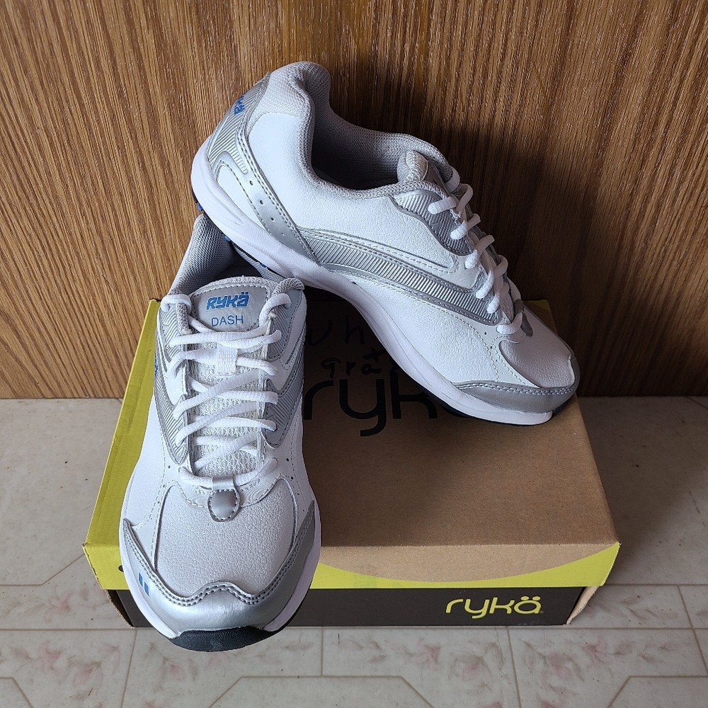 NWB Rykä "Dash" Performance Tech Sneakers Size 6